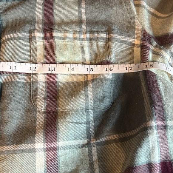 Ocean& Coast plaid women’s Button-Up Shirt - Picture 5 of 6